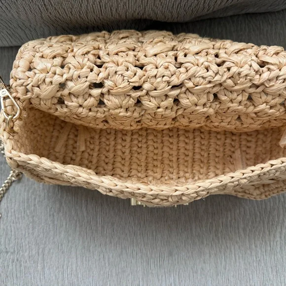 Woven straw shoulder strap purse - Picture 8 of 9